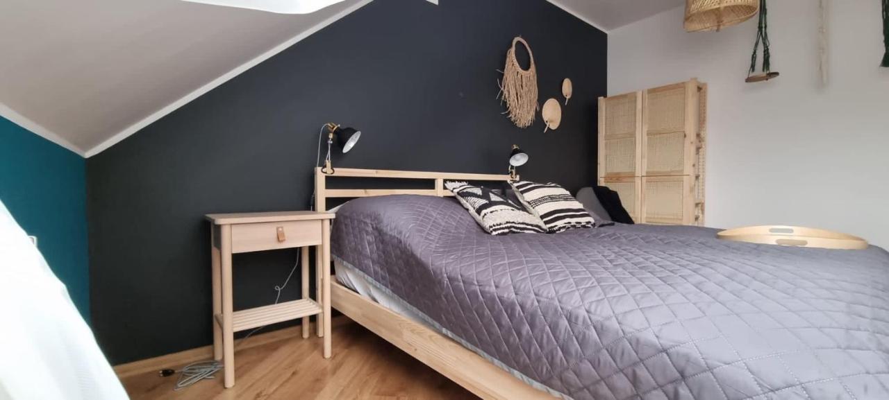 Apartament W Centrum - Nasze Poddasze Ustrzyki Dolne Bagian luar foto